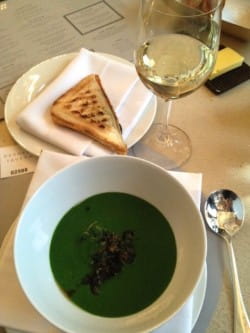 Parsley soup, snails and Muscadet!
