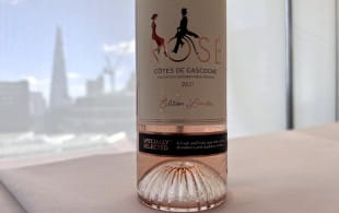 3 roses from Aldi to drink right now