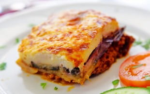 Which wine to pair with moussaka