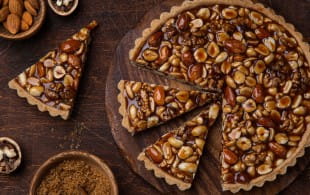 Which foods pair best with tawny port?