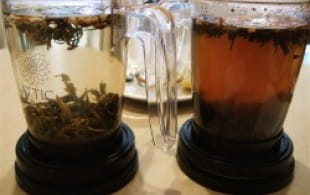 Lemon and poppy seed cake with Tippy Yunan tea with ginger root 