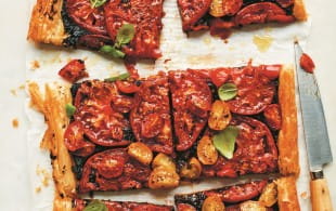 Tomato and tapenade tart