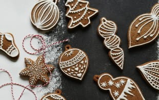 Polish spiced Christmas cookies