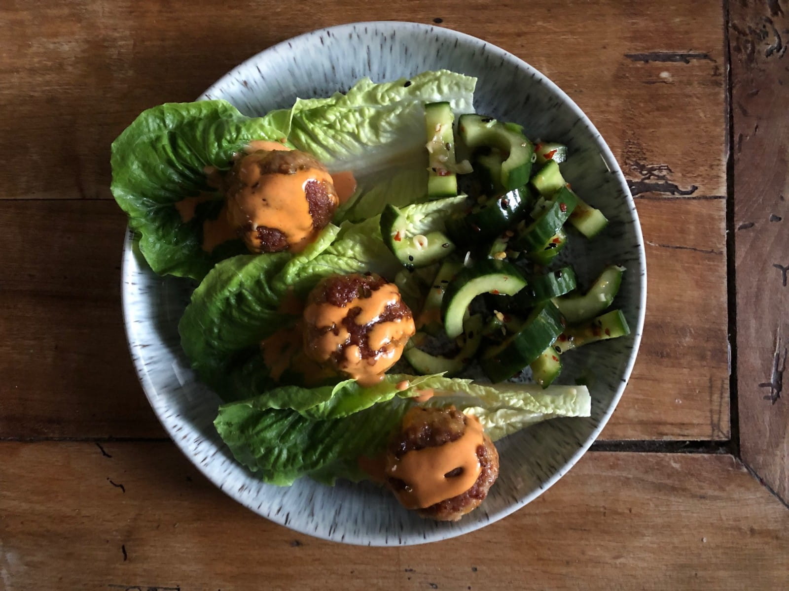 Korean meatballs with mango, lime and ginger gin