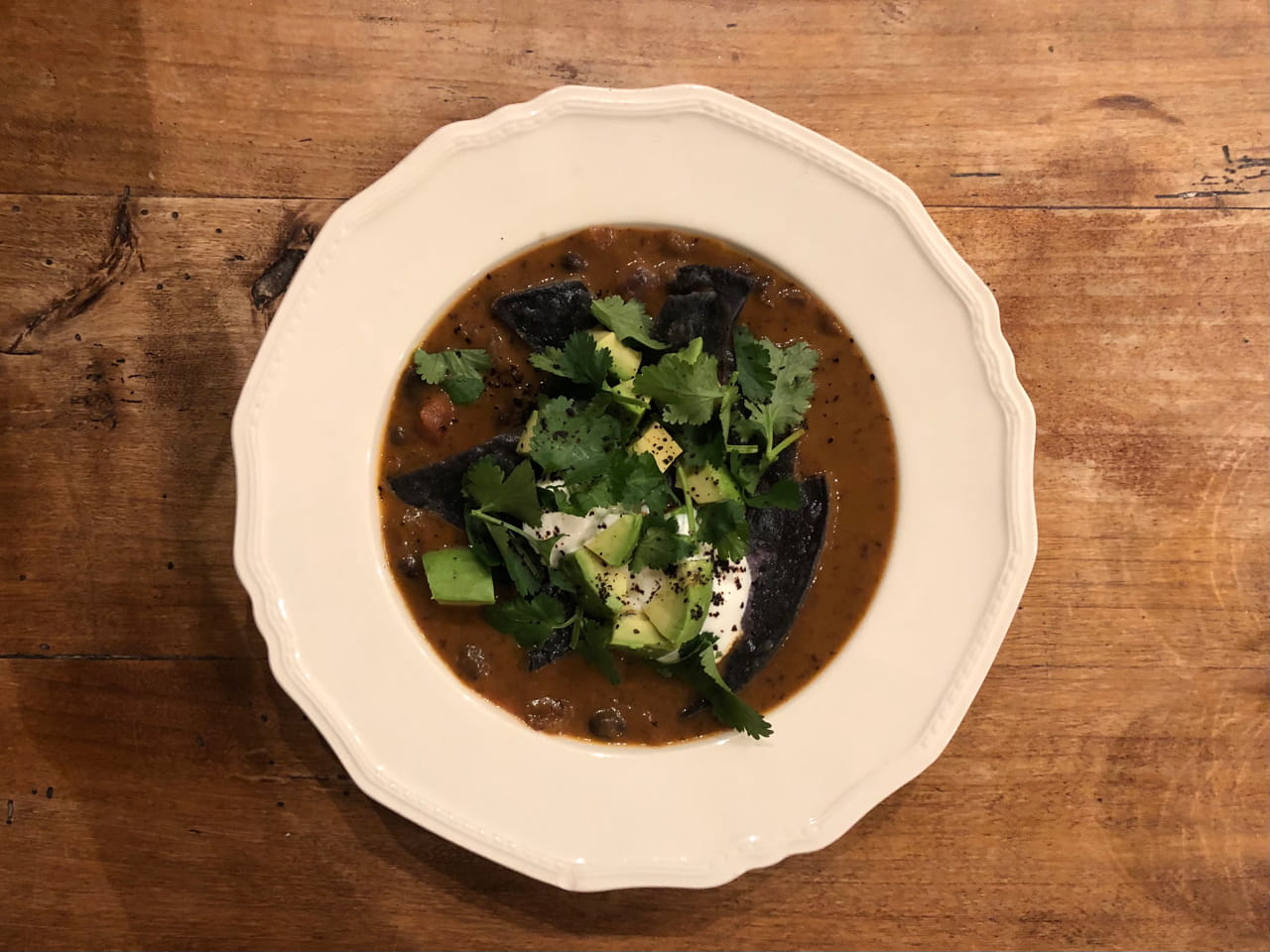 Chipotle-spiced black bean soup