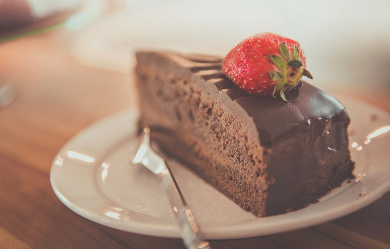 3 things you need to think about when pairing wine with chocolate