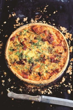 Bayonne ham tart with garlic (Tarte au Jambon et à l’Ail)