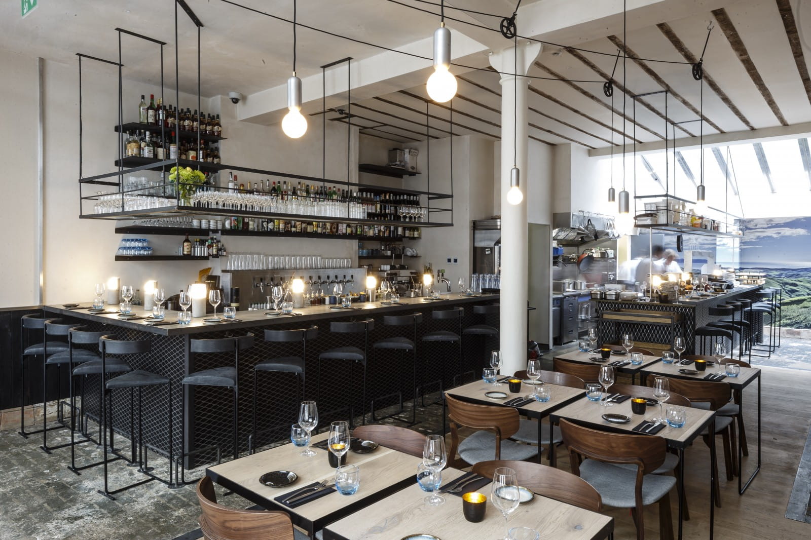 Magpie: smart bar food for wine lovers