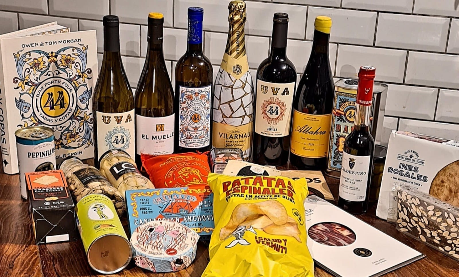 Win a luxury Spanish food and wine hamper from Mercado 44