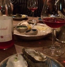 Oysters and La Amistad 2013 - a young fresh red from Alicante
