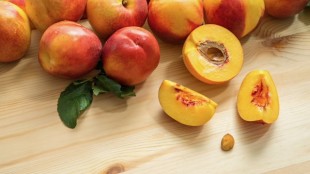 Wine (and other) pairings for peaches and nectarines