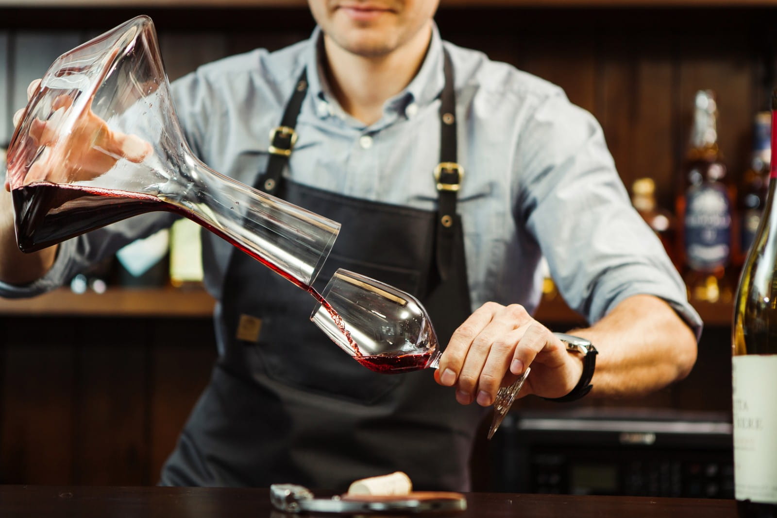 When and how to decant wine