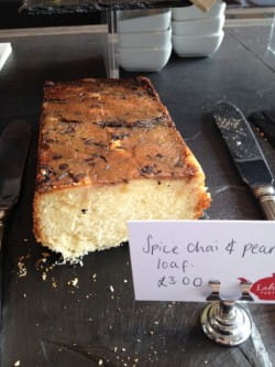 Pear and chai cake and green jasmine tea