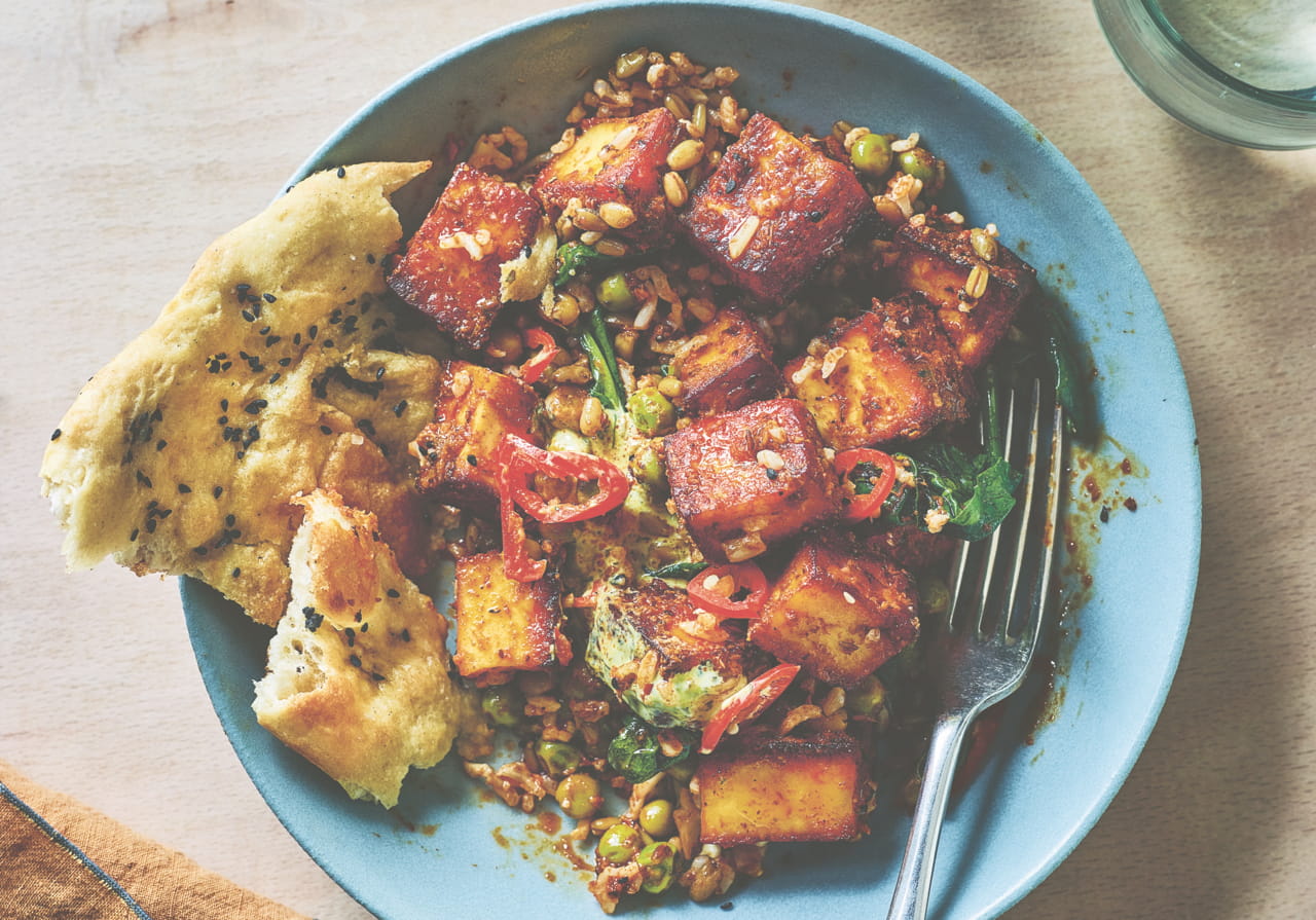 Spiced Paneer, Spinach and Pea Grain Bowl with Mint Yoghurt Sauce