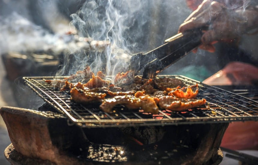 What type of wine works best with a barbecue?