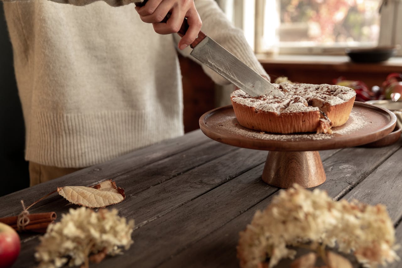 Answers to your food pairing dilemmas, from German apple cake to green olives and capers...